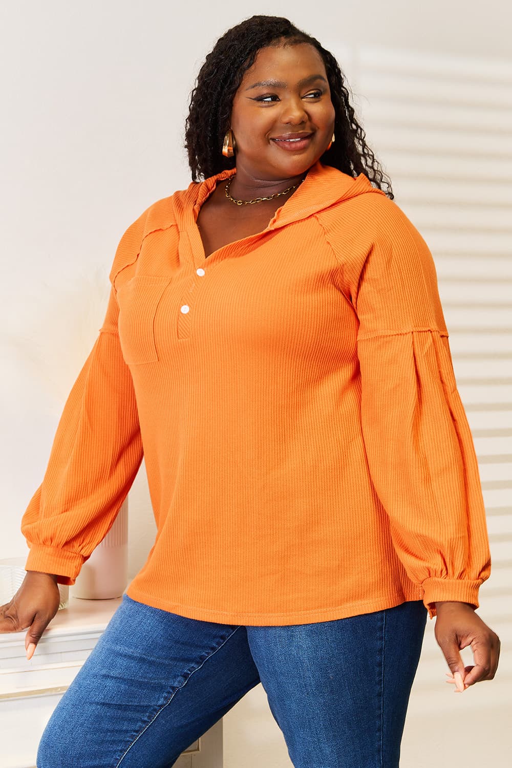 Aaria Tees