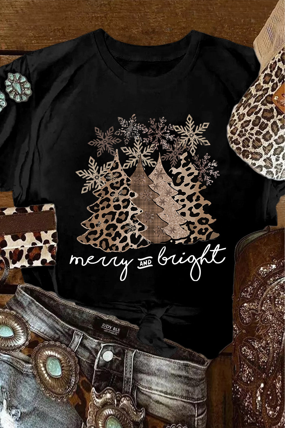 Aaria Tees
