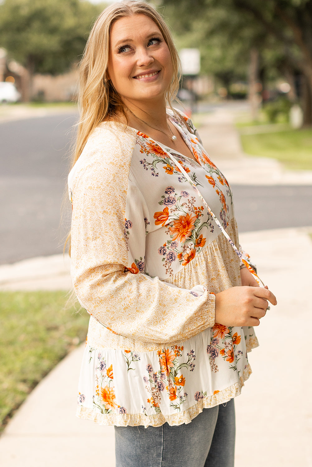 White Plus Size Floral Print V Neck Puff Sleeve Blouse Aaria Tees