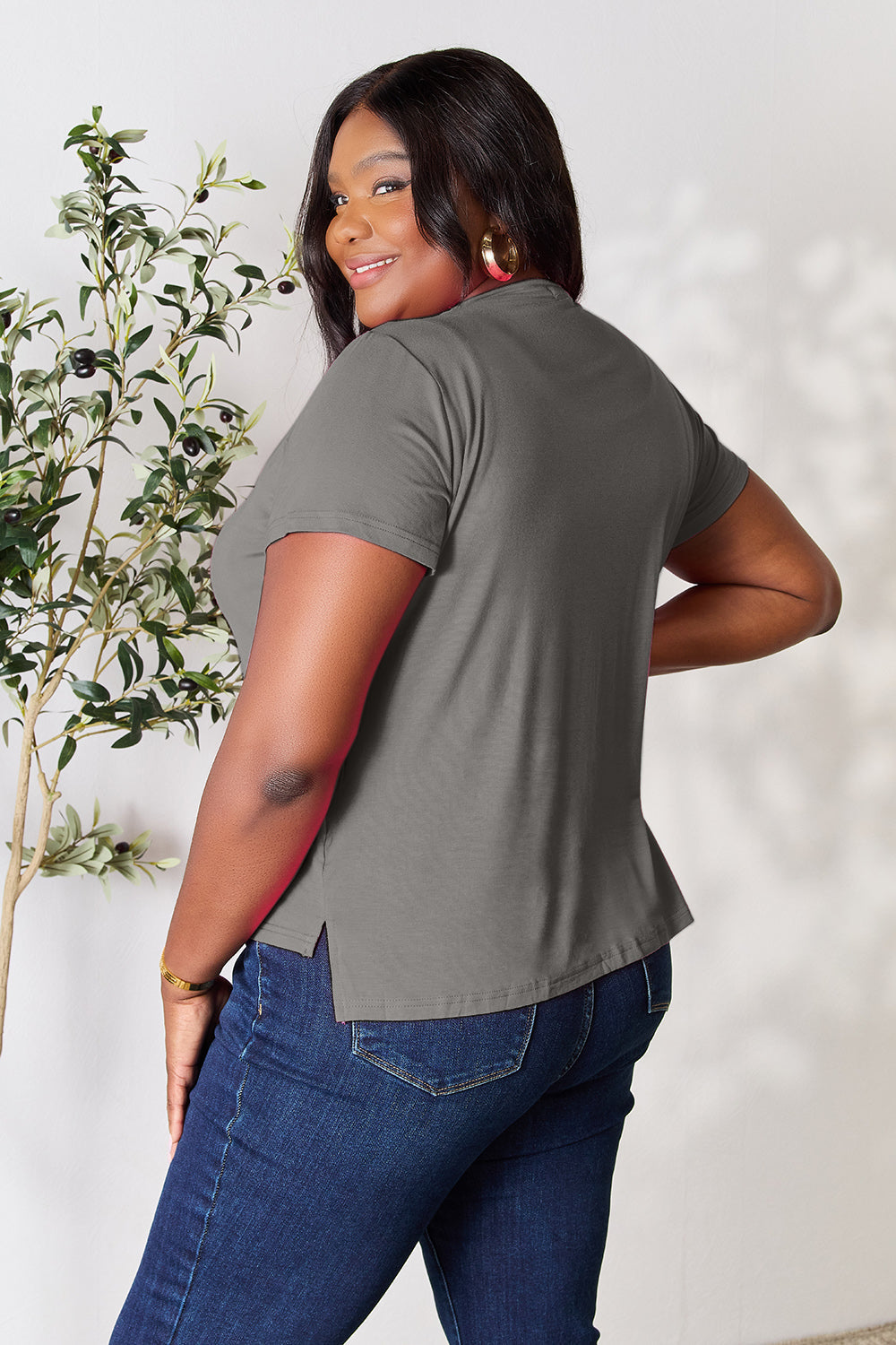 Aaria Tees