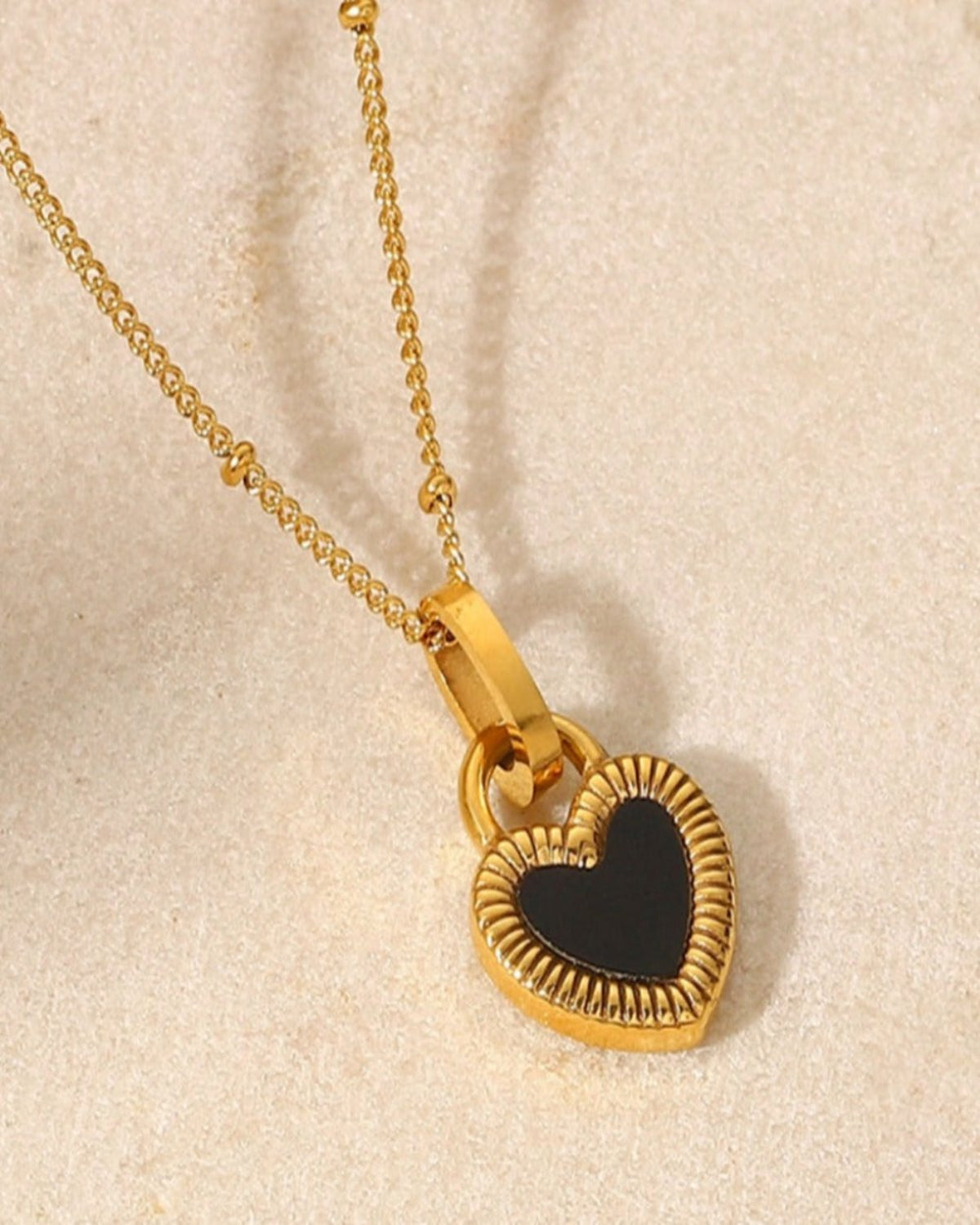 Pearl Heart Pendant Necklace
