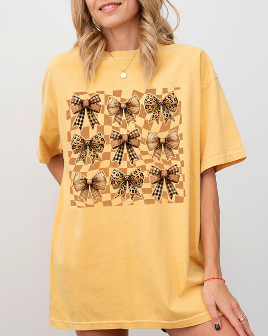 Checkered Autumn Coquette Bows and Ribbons, Retro Halloween, Autumn, Fall Shirt Comfort Colors T-Shirt