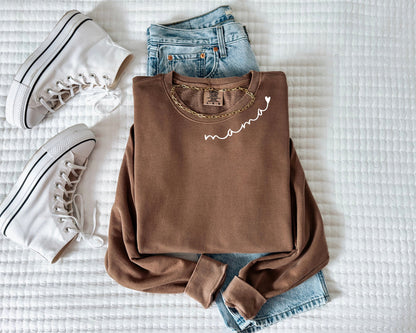 Mama heart Garment Dyed Comfort Colors Sweatshirt (Neck around)