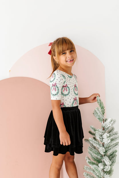 Girly Wreath | Scoop Back TEE