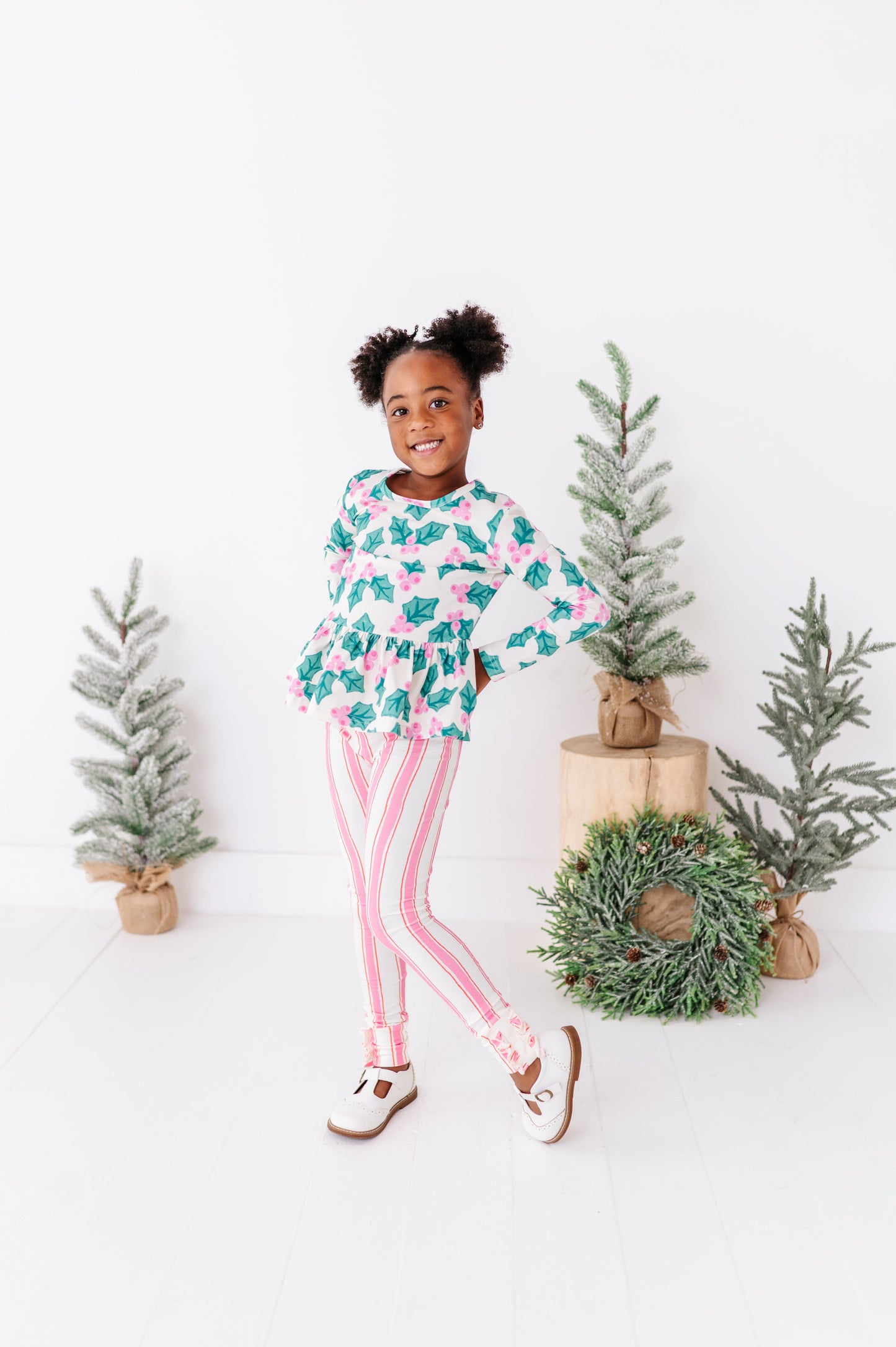 Pink Candy Cane Stripe | SLIM LEGGINGS