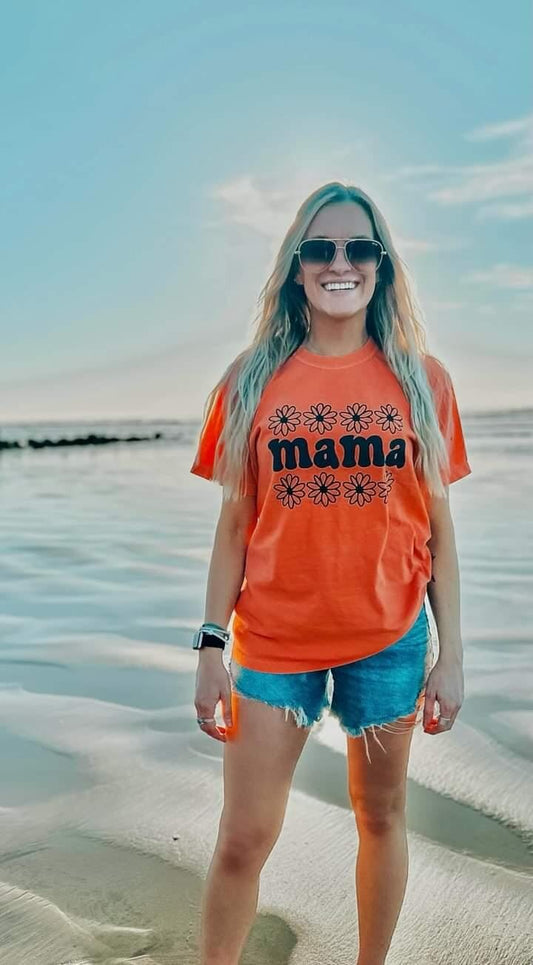 Daisy Mama Comfort Tee