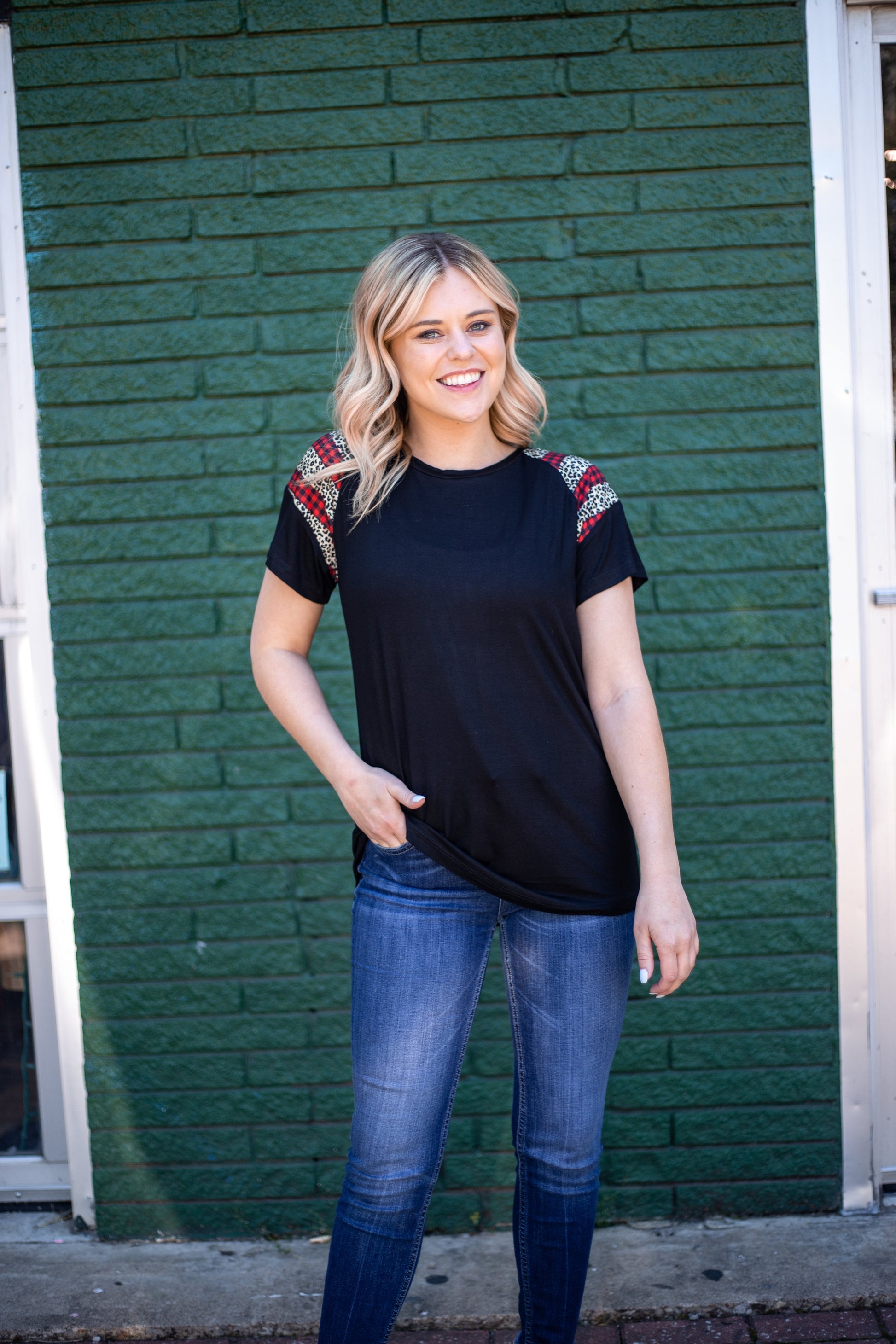 Aaria Tees