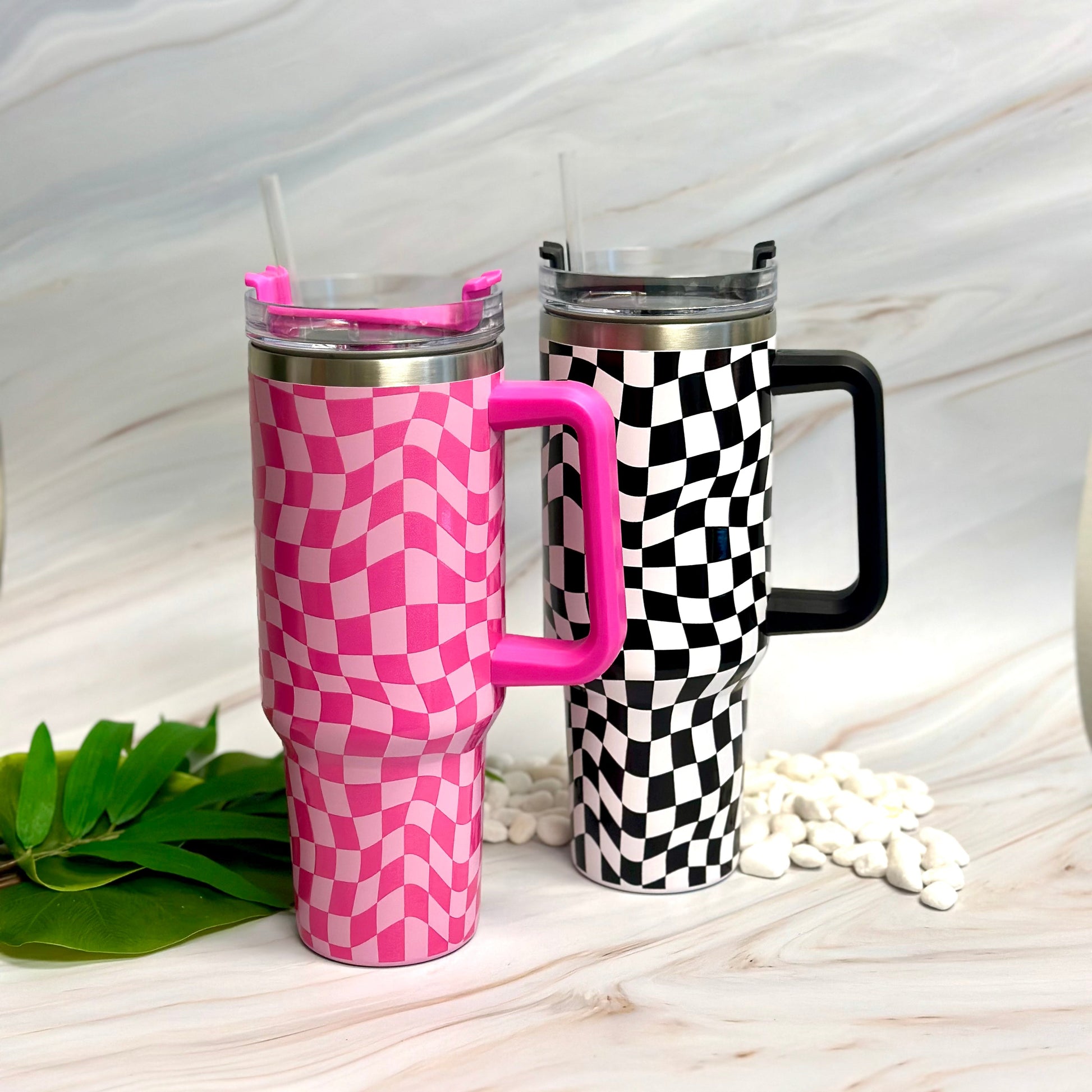 Stylish Checker Large Water Cup With Handle - Aaria Tees