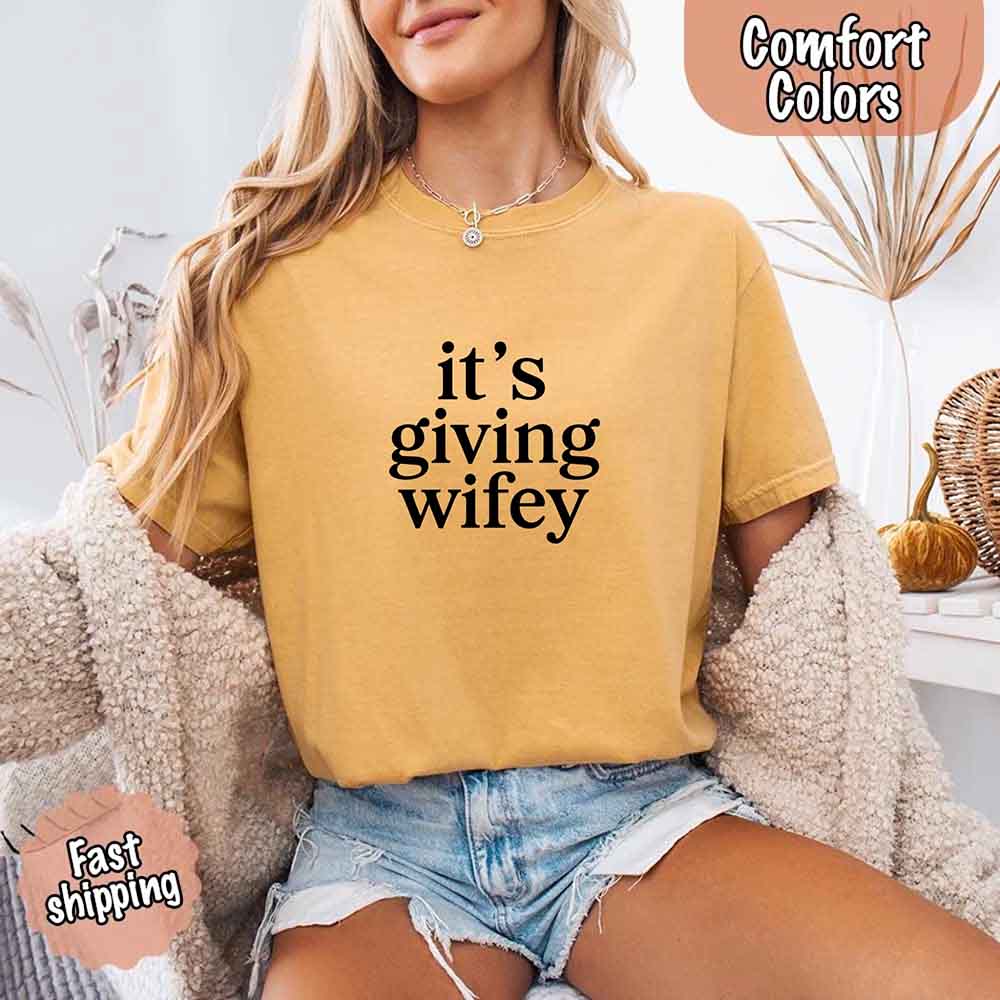 It’s Giving Wifey Comfort Colors Tee – Bride to Be or Wedding Gift Shirt