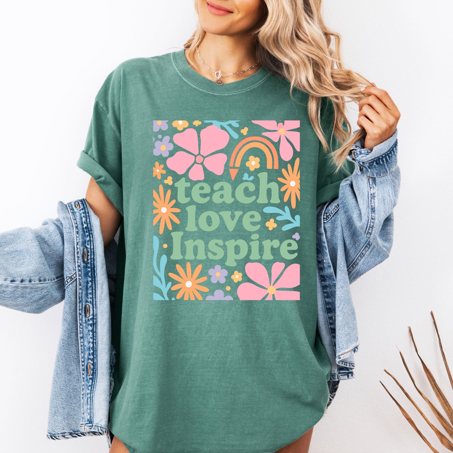 Teach Love Inspire, Boho, Back to School, First Day of School, Cute, Teacher Appreciation, Coquette, Comfort Colors T-Shirt