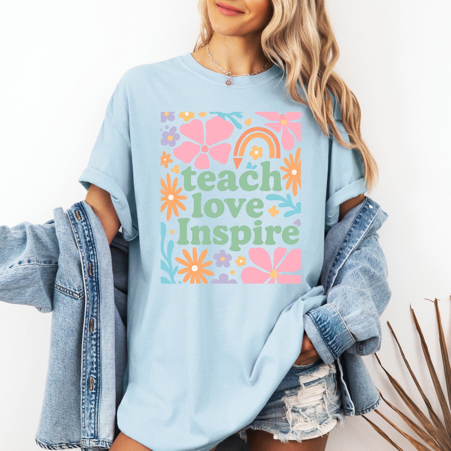 Teach Love Inspire, Boho, Back to School, First Day of School, Cute, Teacher Appreciation, Coquette, Comfort Colors T-Shirt