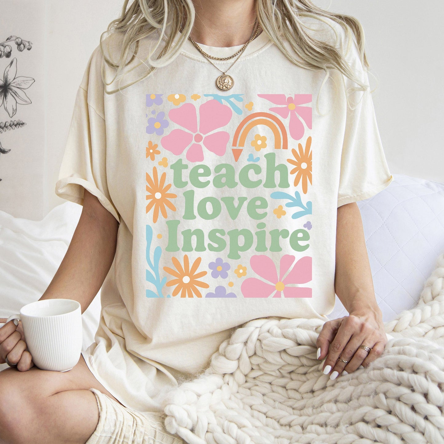 Teach Love Inspire, Boho, Back to School, First Day of School, Cute, Teacher Appreciation, Coquette, Comfort Colors T-Shirt