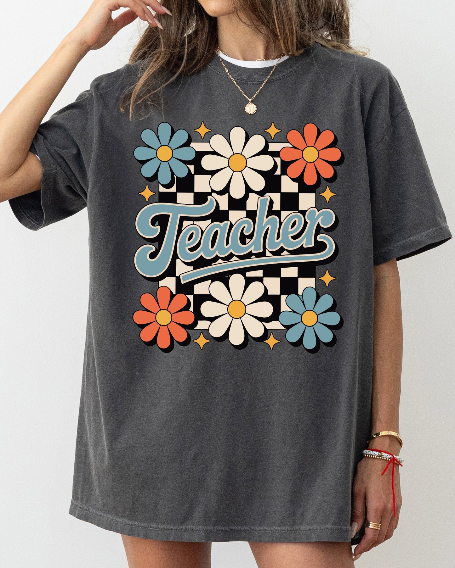Teacher, Retro Floral, Checkered, First Day of School, Cute, Teacher Appreciation, Coquette, Comfort Colors T-Shirt