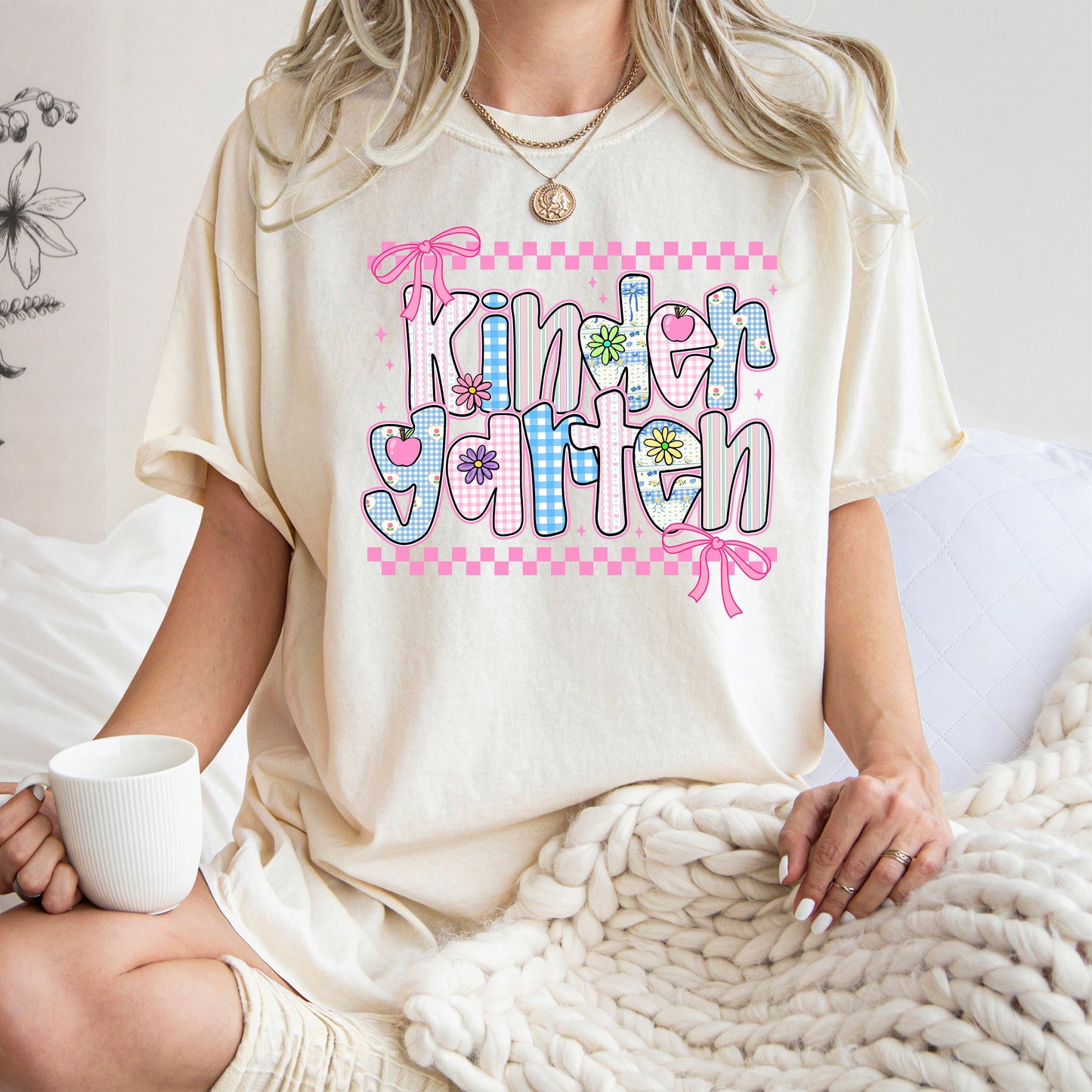 Kindergarten Teacher, Retro, Checkered, Back to School, First Day of School, Cute, Teacher Appreciation, Coquette, Comfort Colors T-Shirt
