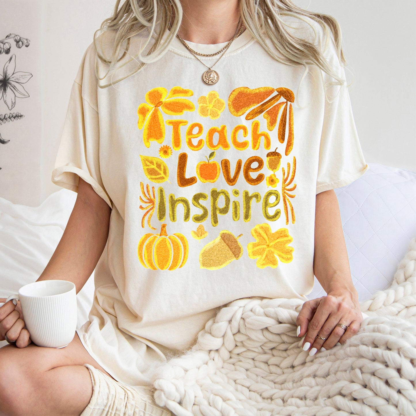 Teach Love Inspire, Teacher, Fall, Back to School, First Day of School, Cute, Teacher Appreciation, Coquette, Comfort Colors T-Shirt