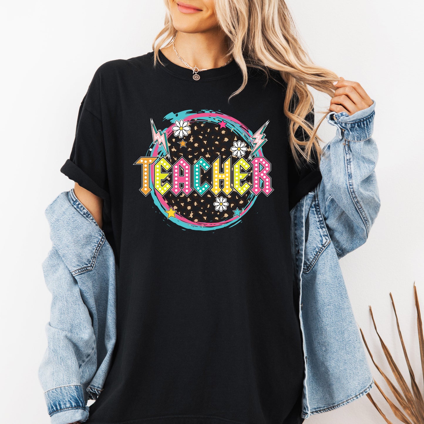 Teacher, Leopard, Daisy, Back to School, First Day of School, Cute, Teacher Appreciation, Coquette, Comfort Colors T-Shirt