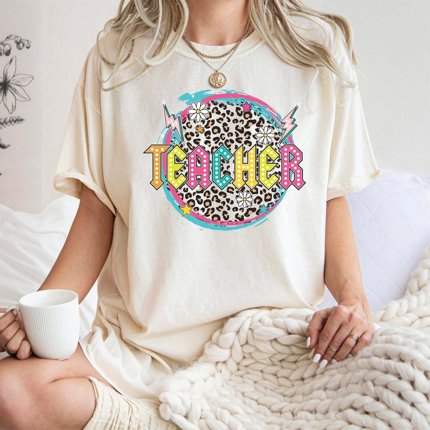 Teacher, Leopard, Daisy, Back to School, First Day of School, Cute, Teacher Appreciation, Coquette, Comfort Colors T-Shirt