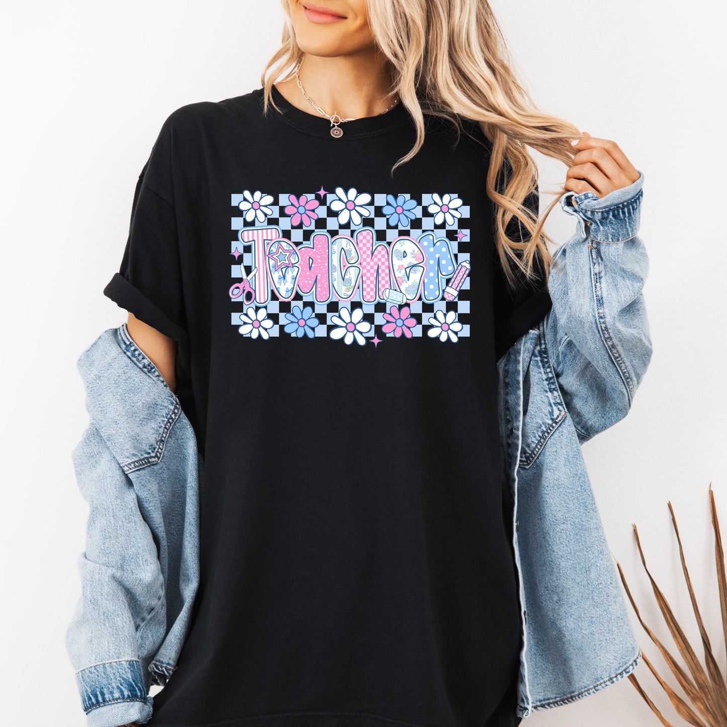 Floral, Teacher, Checkered, Retro, Back to School, Bow, First Day of School, Cute, Teacher Appreciation, Coquette, Comfort Colors T-Shirt