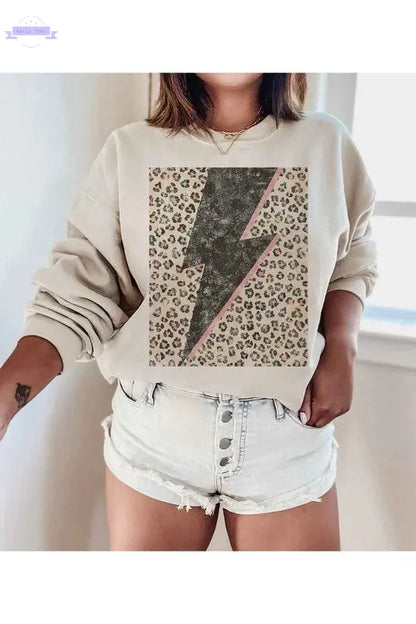 LEOPARD LIGHTNING GRAPHIC SWEATSHIRT - Aaria Tees
