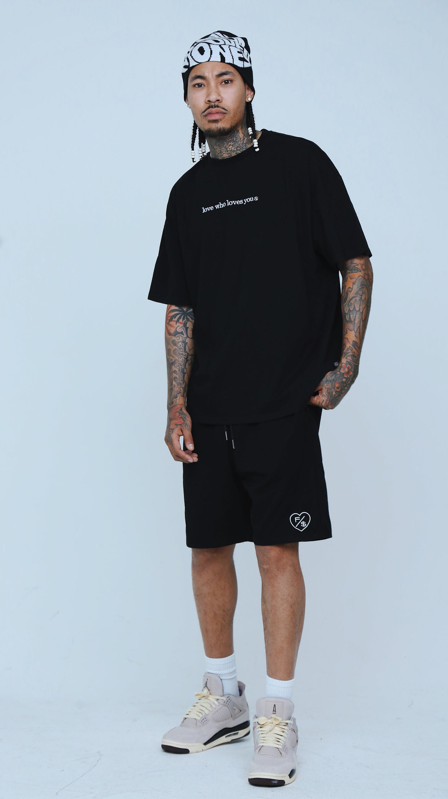 Love Who Loves You (Black - Oversize Shirt) - Aaria Tees