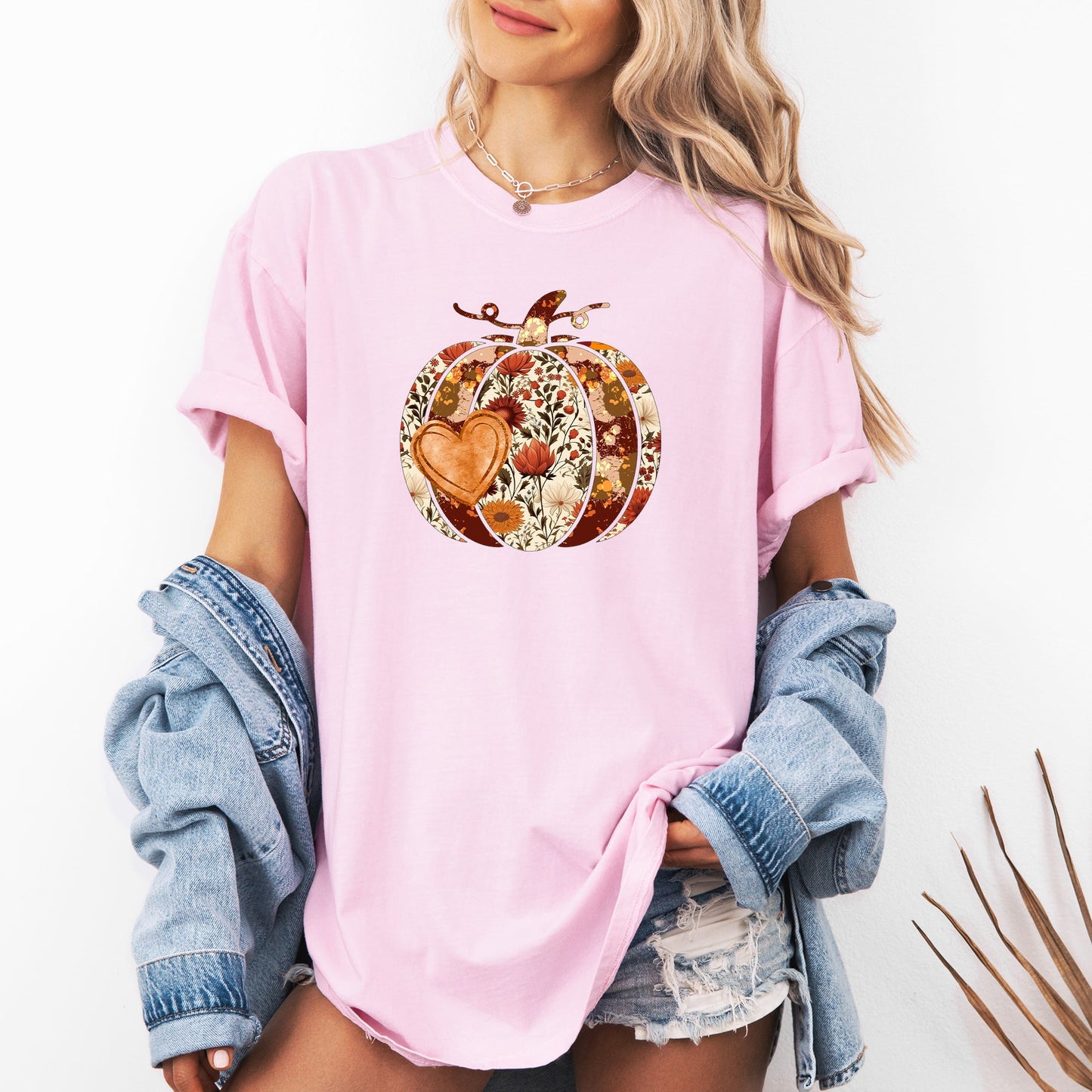 Pumpkin, Heart, Love, Thanksgiving, Fall, Autumn, Halloween, Flower, Floral Tshirt Comfort Colors T-Shirt