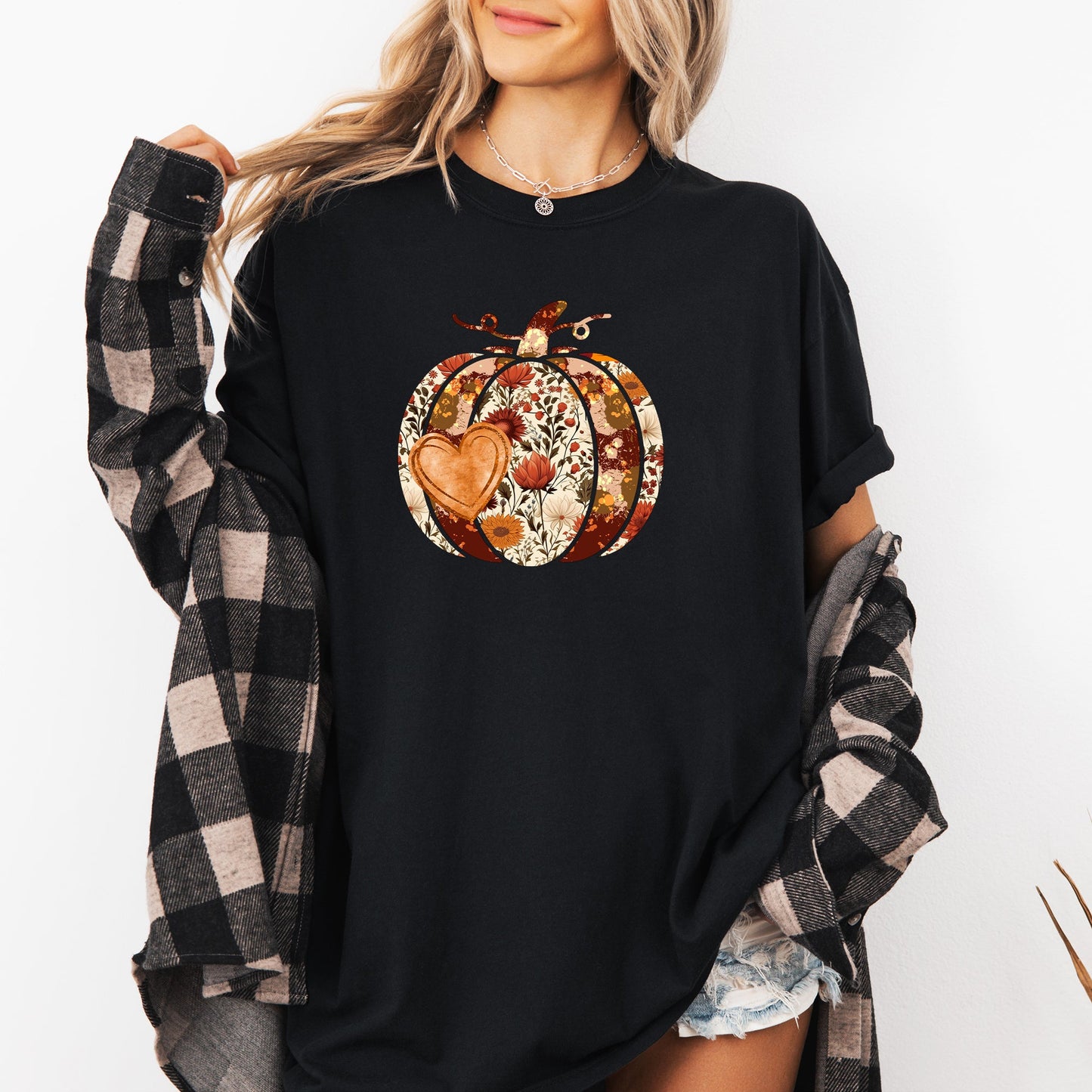 Pumpkin, Heart, Love, Thanksgiving, Fall, Autumn, Halloween, Flower, Floral Tshirt Comfort Colors T-Shirt