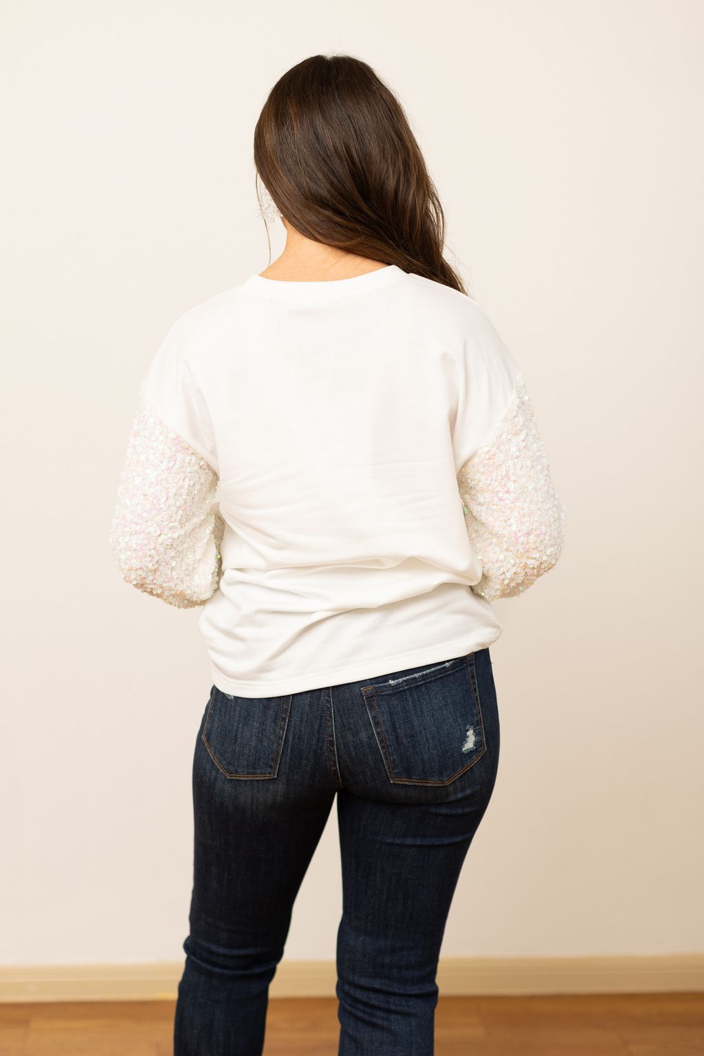 Aaria Tees