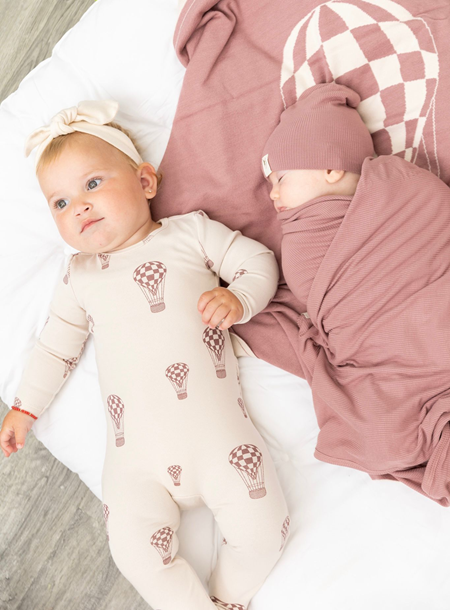 Knit Checkered Hot Air Balloon Blanket