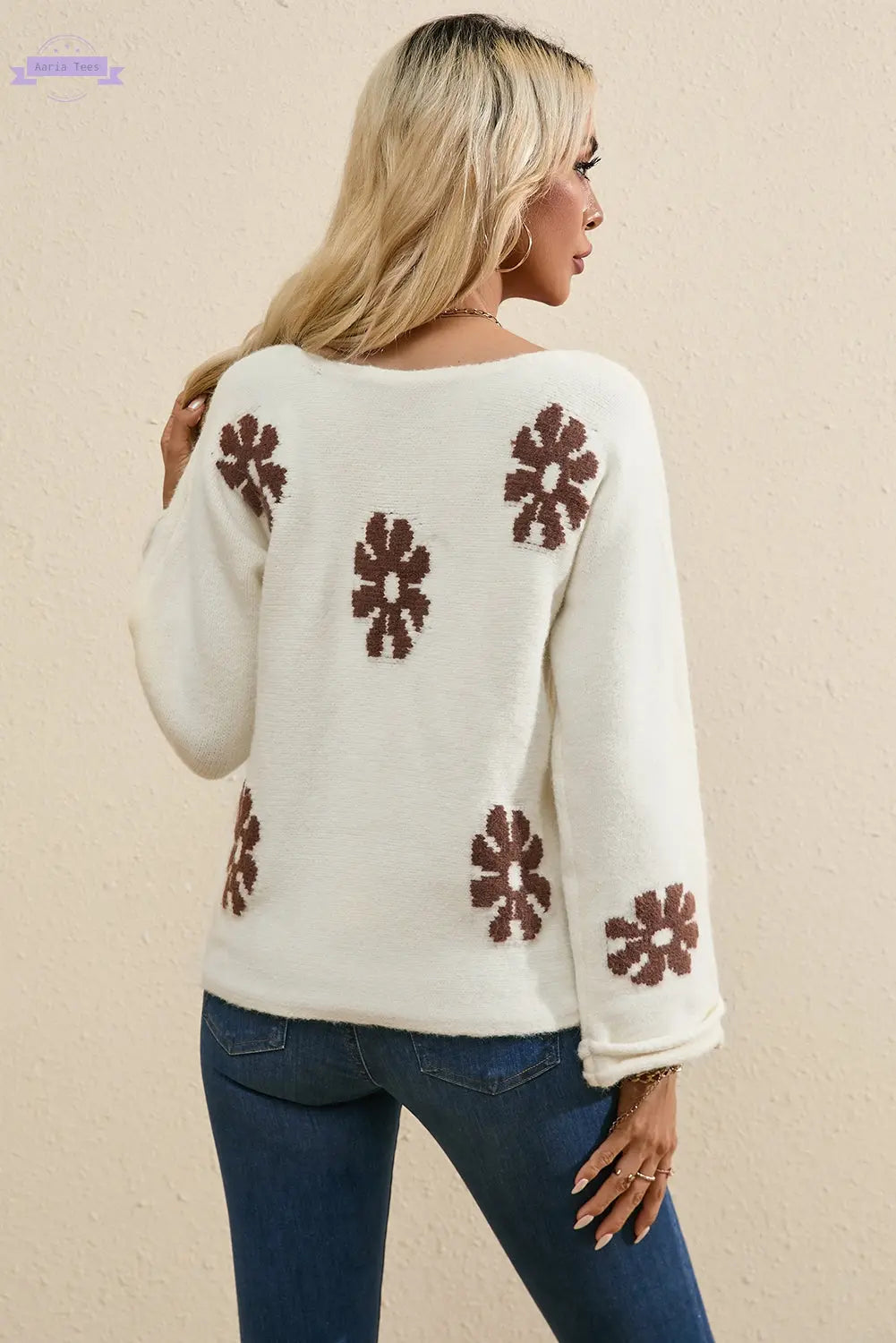 White Colorblock Floral Pattern Round Neck Sweater Aaria Tees