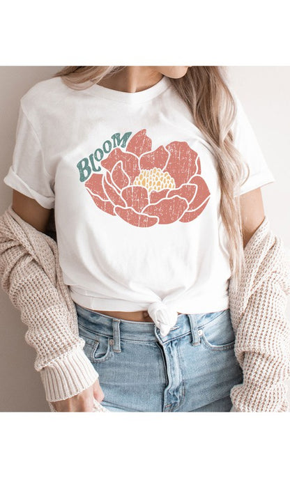 Retro Bloom Floral Graphic Tee PLUS - Aaria Tees