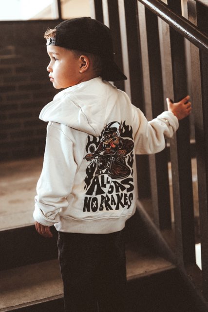 Aaria Tees