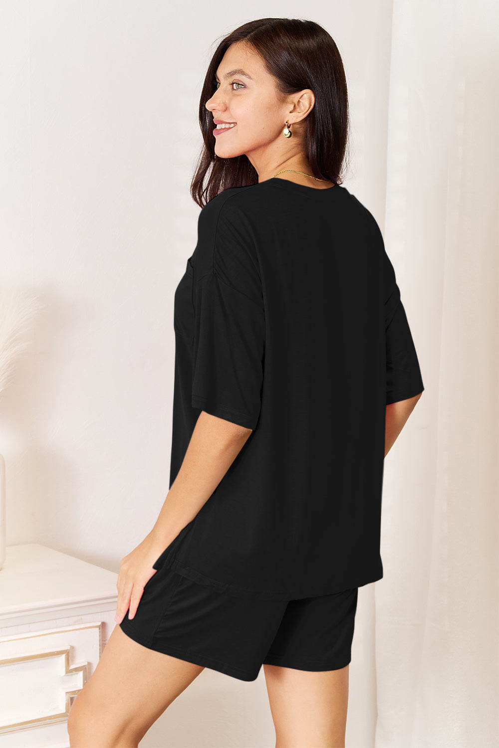 Aaria Tees