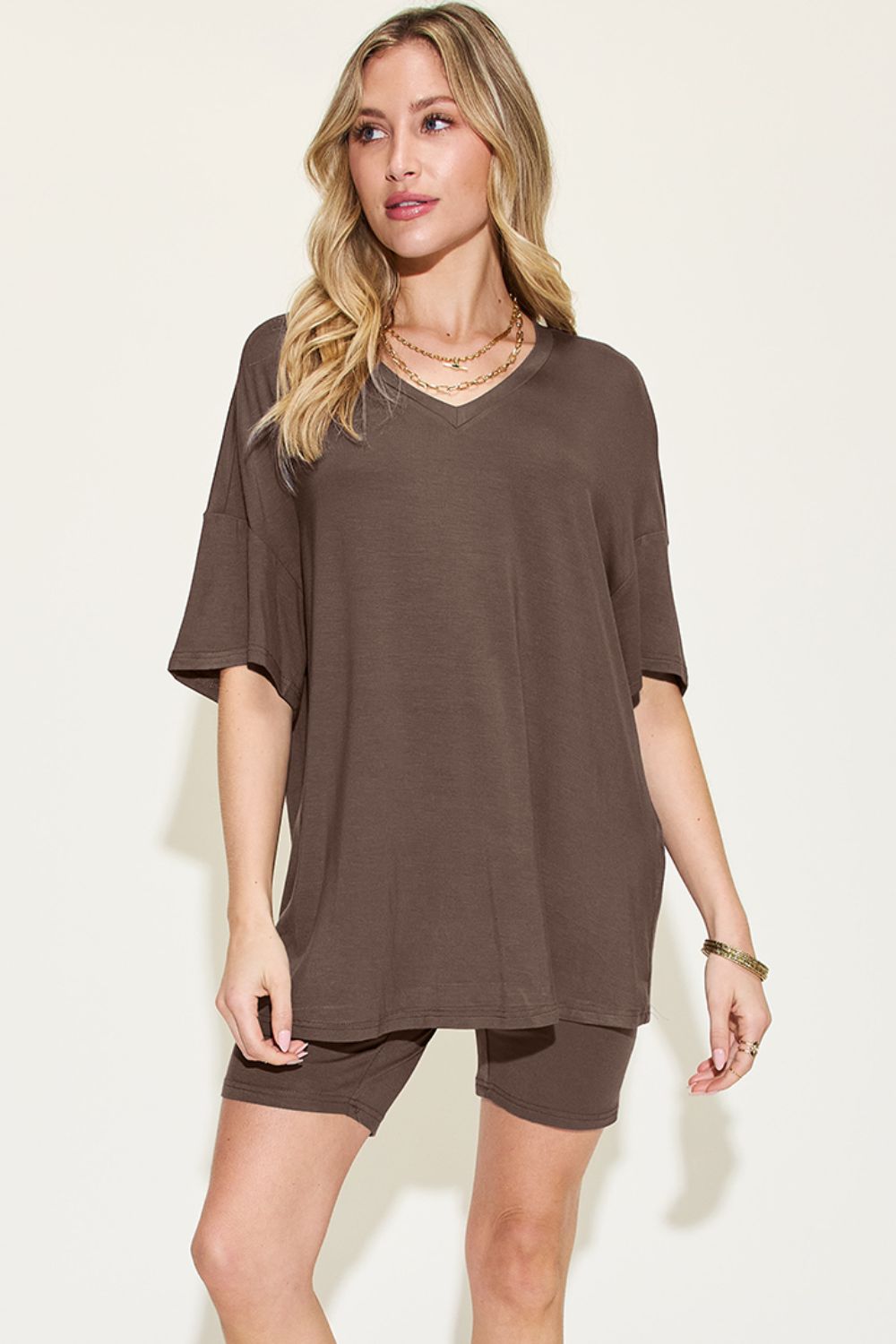 Aaria Tees