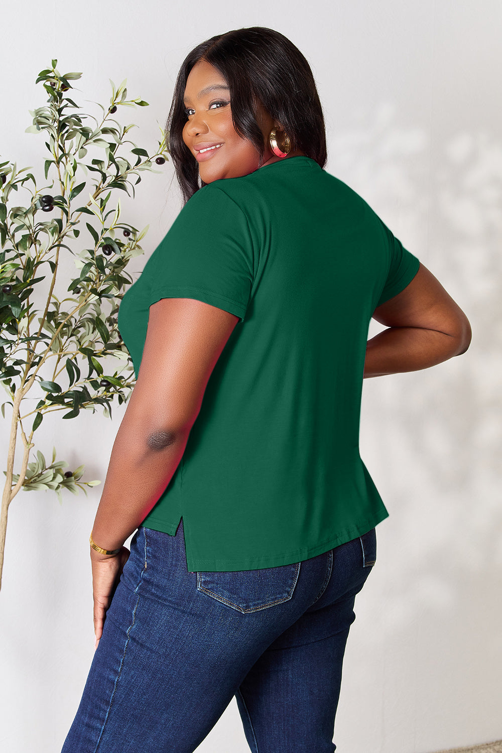 Aaria Tees