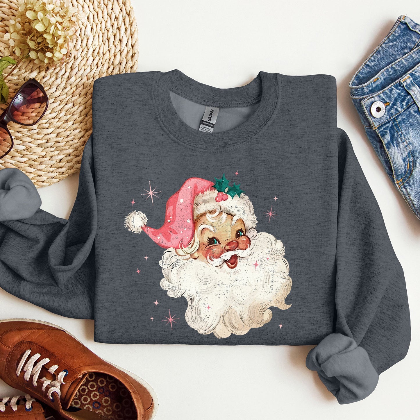 Retro Santa Sweatshirt, Vintage Classic Christmas, Pink Star