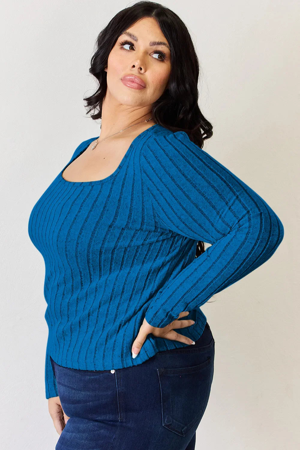 Aaria Tees