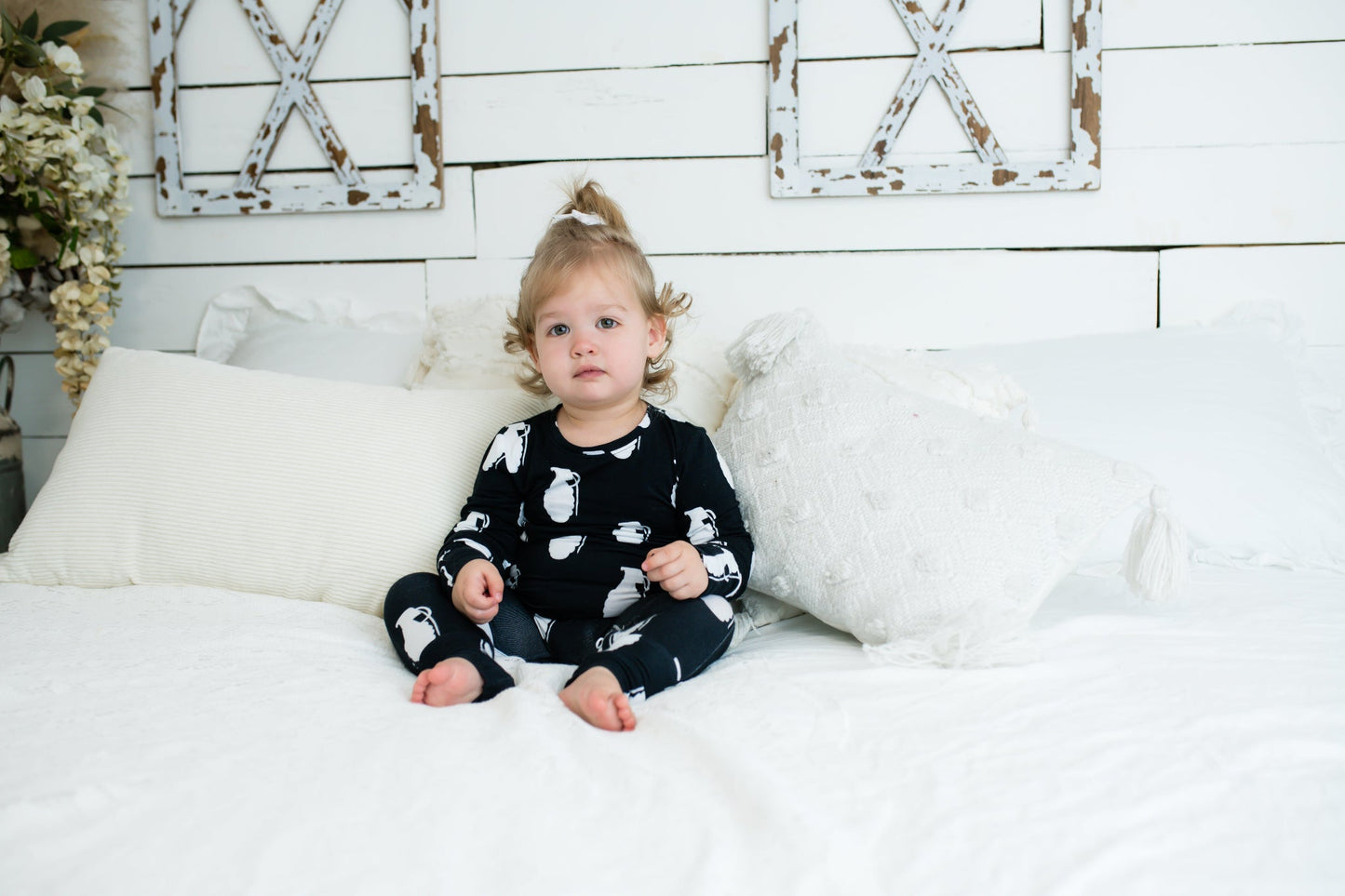 Color Blind Pineapple Zippie