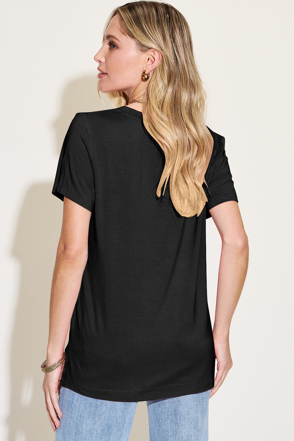 Aaria Tees