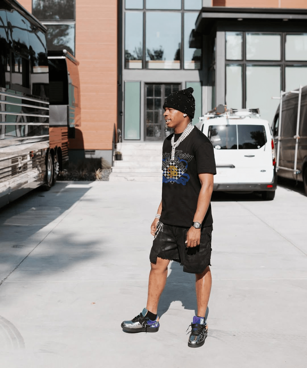 Monte Carlo Chess Crest Tees - Black Aaria Tees