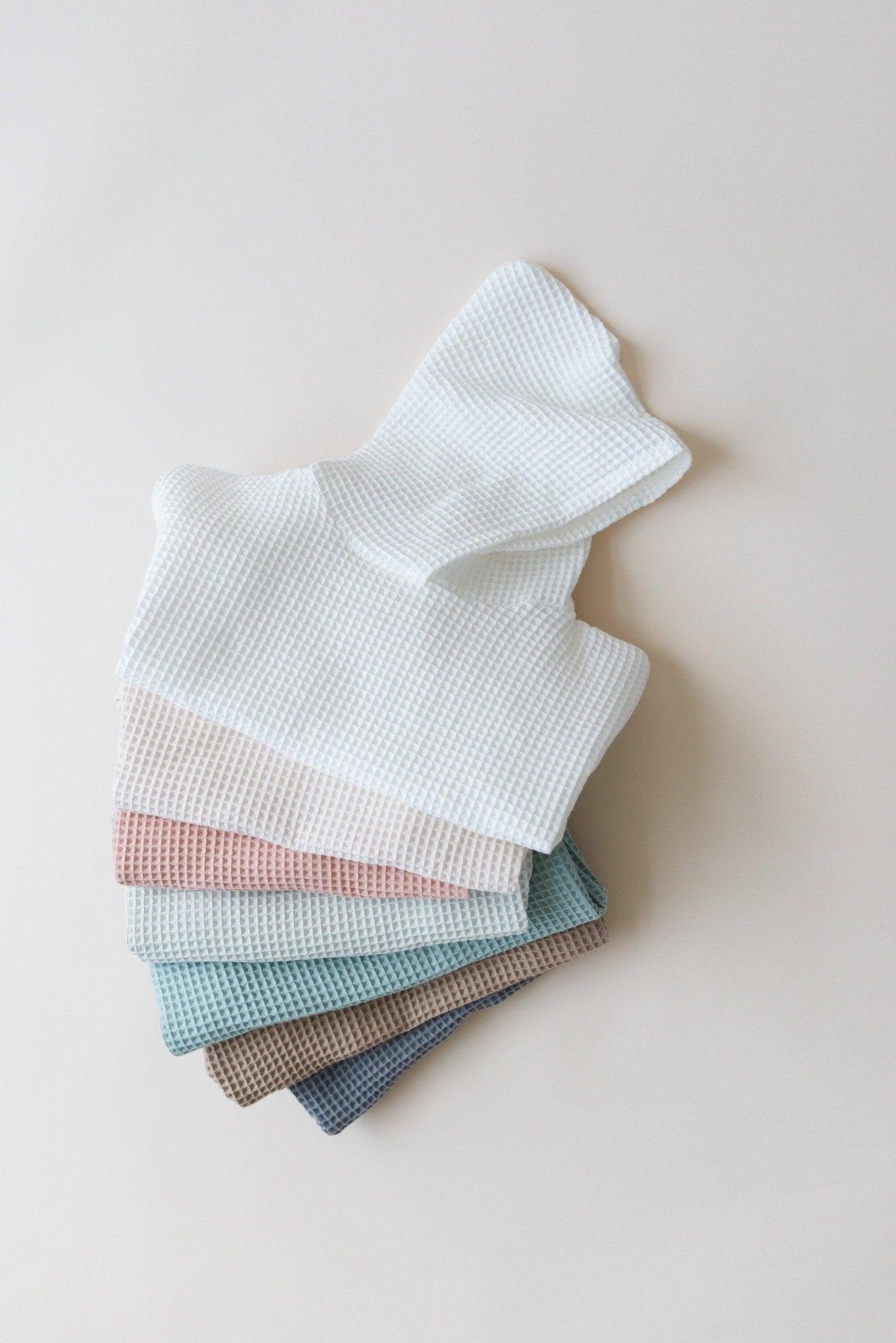 Aaria Tees