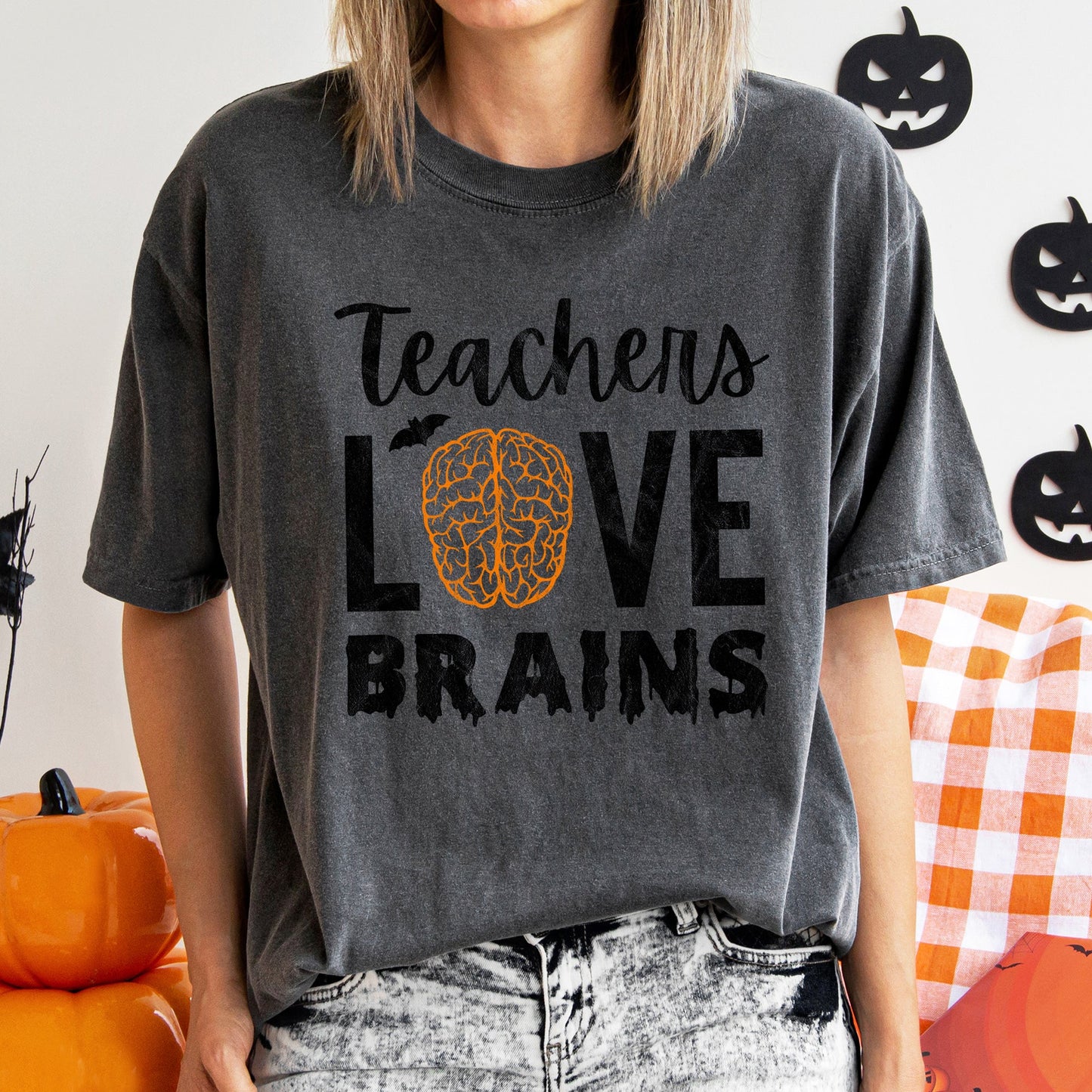 Teachers Love Brains Retro Halloween Comfort Colors Tshirt